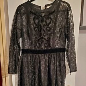 Black lace and velvet detail dress. Size 8